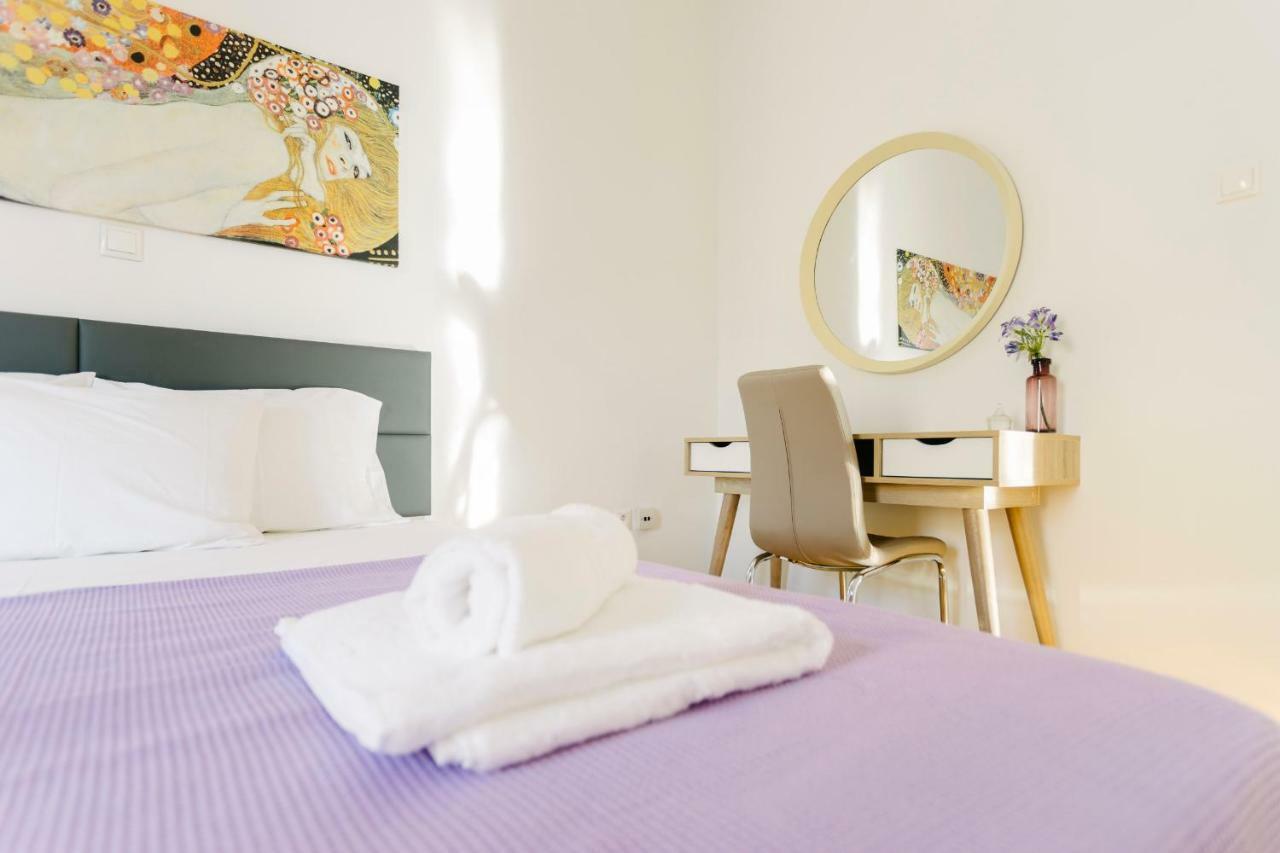 Bright 2 Bedrooms Apt. In The Heart Of Athens W Stunning Views To Acropolis 外观 照片